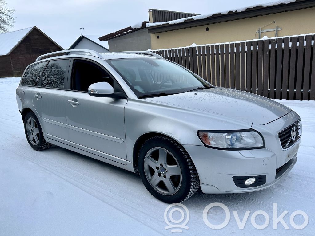 V50 V50
