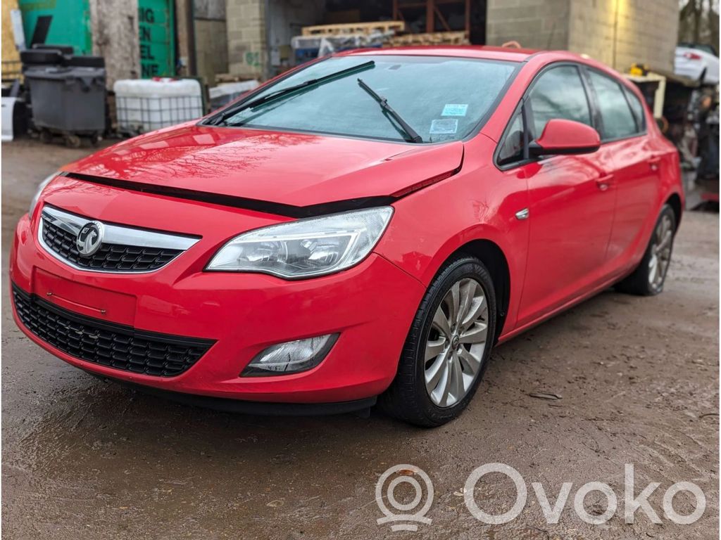 Astra J Astra  13287953
