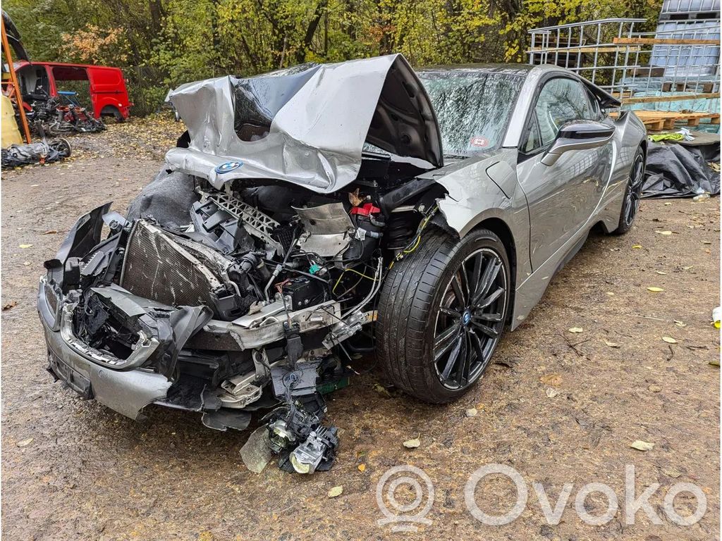 i8 i8  8617029
