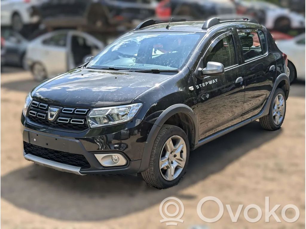 Sandero Sandero, Sandero Stepway  B4D400