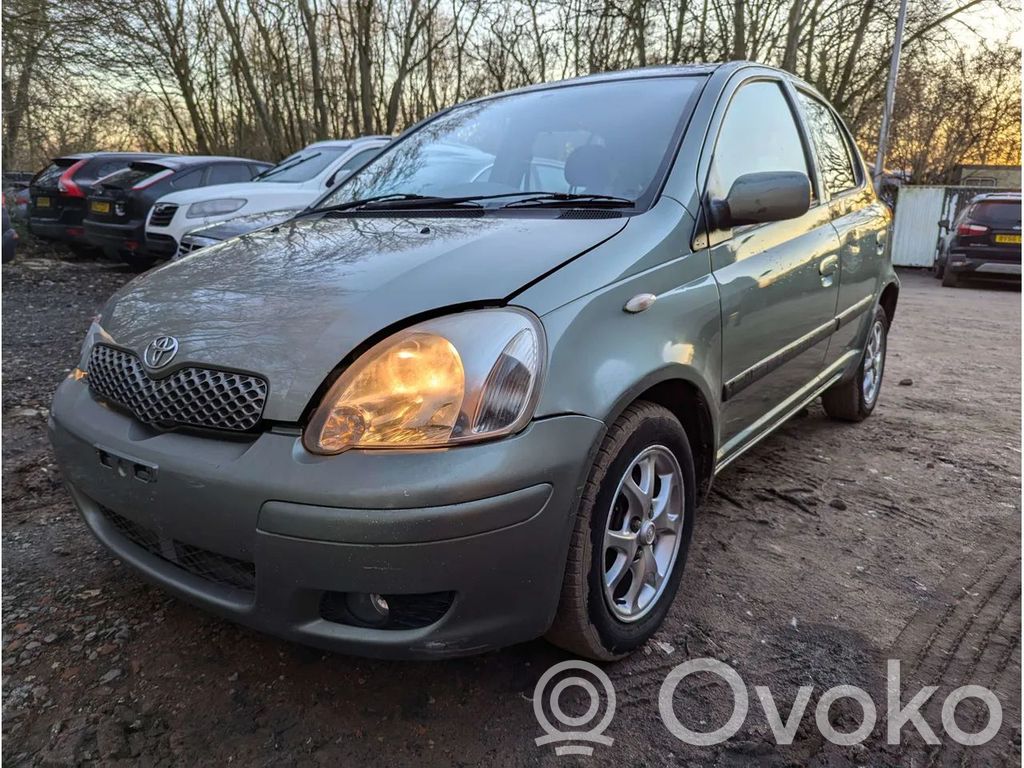 Yaris Yaris  896500D040