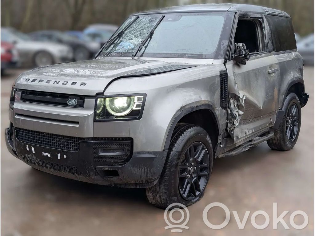 Defender Defender  M8B22D094BB