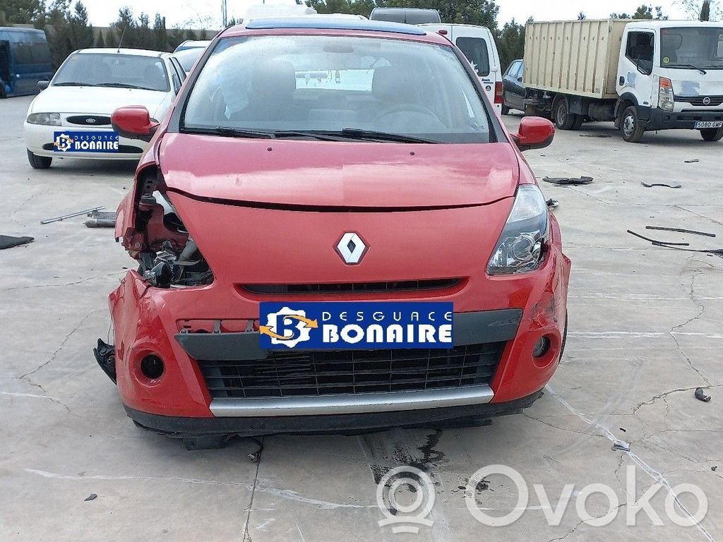 Clio III Clio  D4FH786