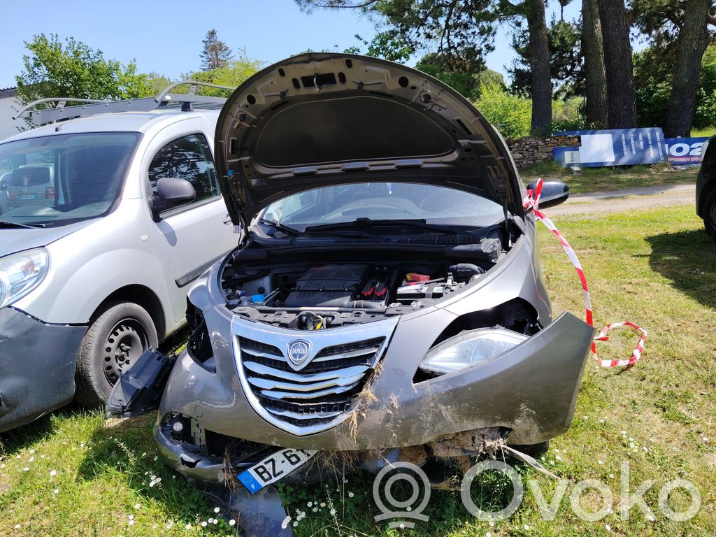 Ypsilon Ypsilon