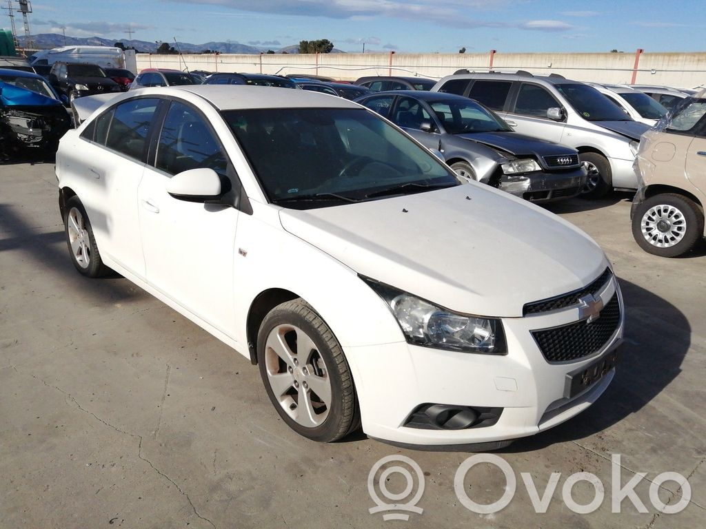Cruze Cruze  96832668