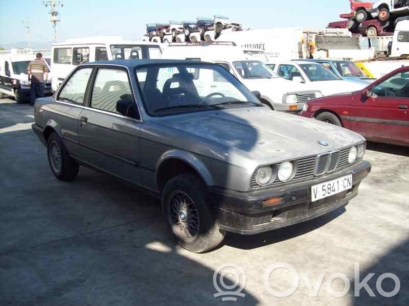 3 E30 Series 3  7832955