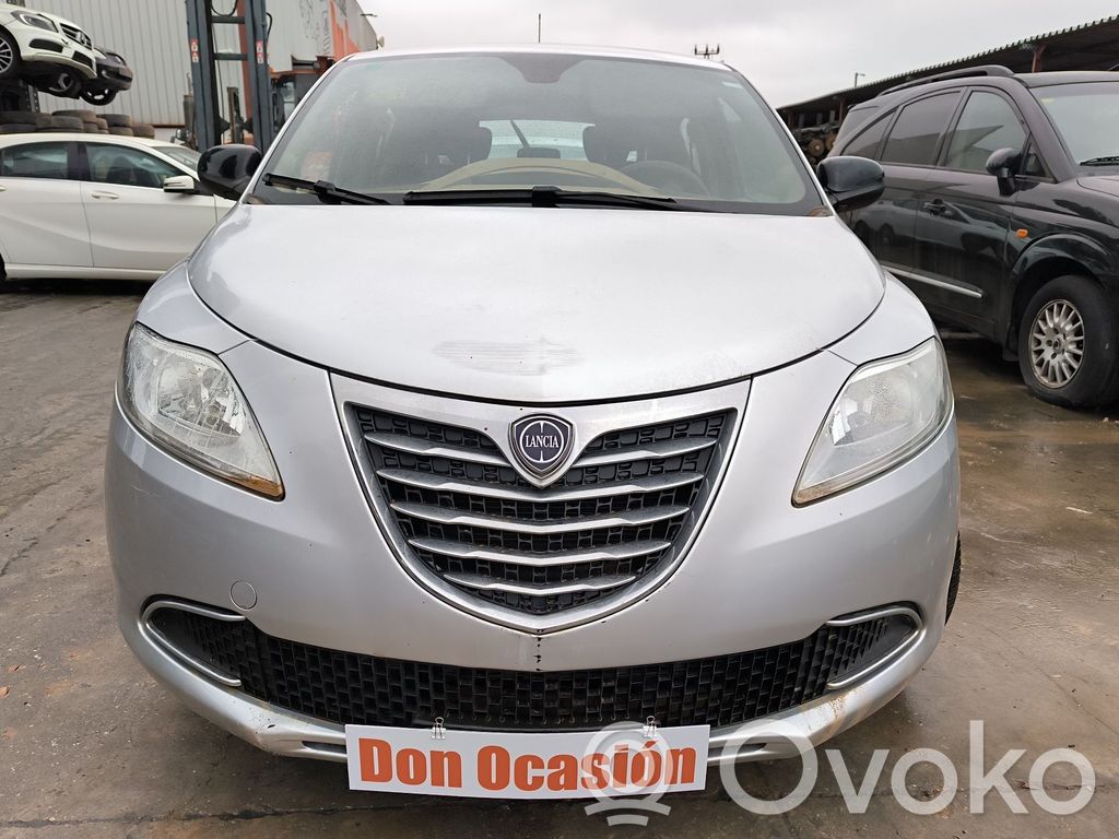 Ypsilon Ypsilon  51926049