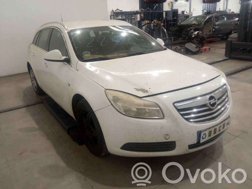 Insignia A Insignia  55572065