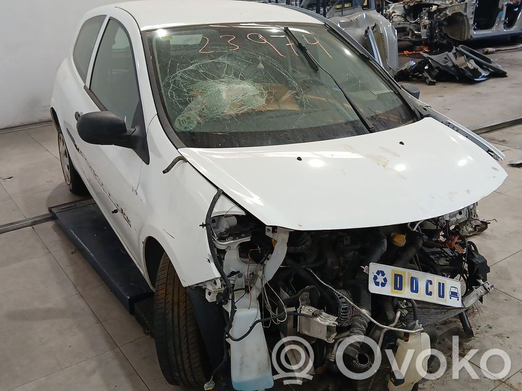 Clio III Clio  7701479250