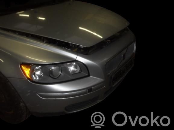 S40 S40, V40