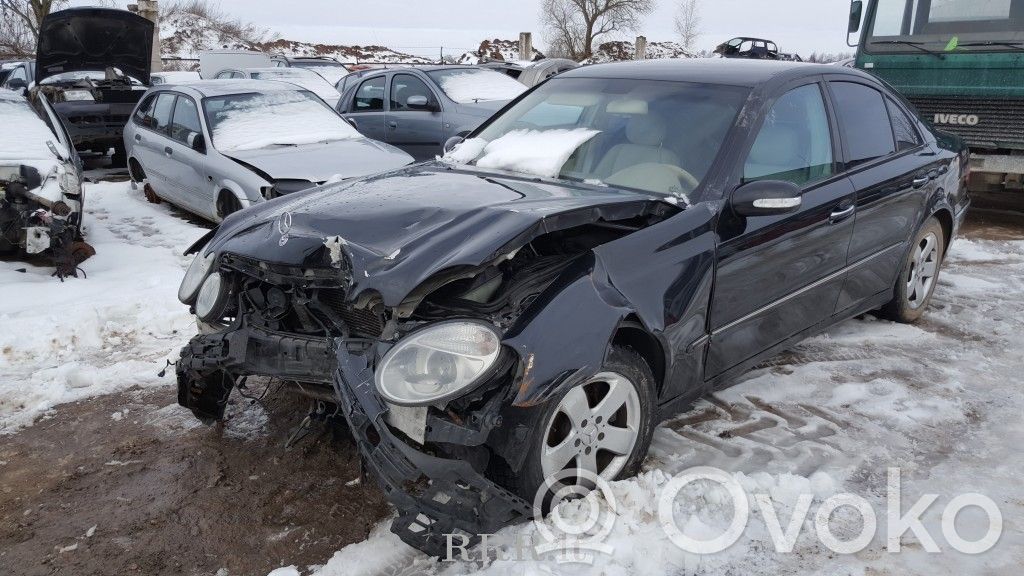 E W211 E-class, AMG (W124, W210, W211, W212, W213, C207, W238)  2118209985