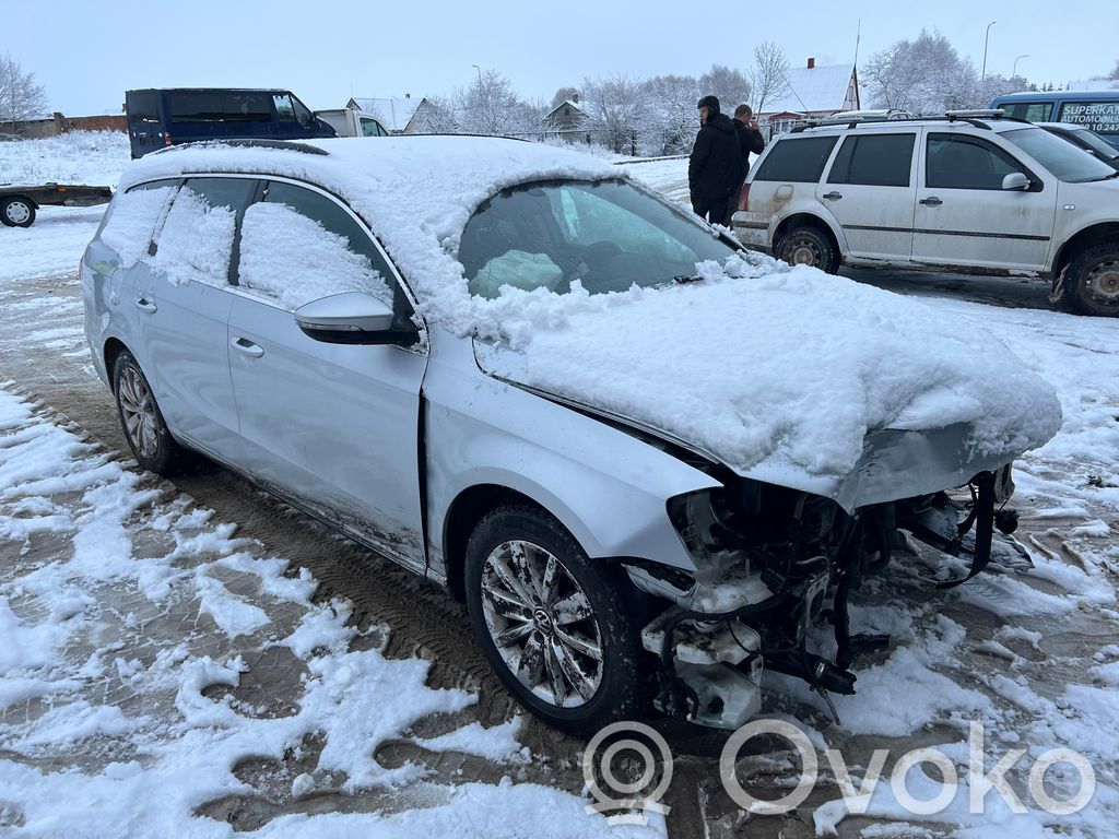PASSAT B7 Passat  3AF035552E