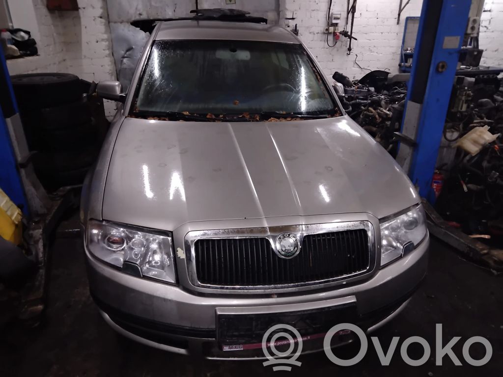 Superb B5 (3U) Superb