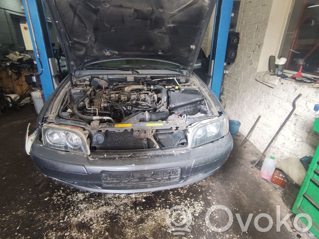 S40, V40 S40, V40