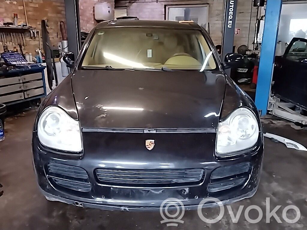 Cayenne (9PA) Cayenne  0258007158