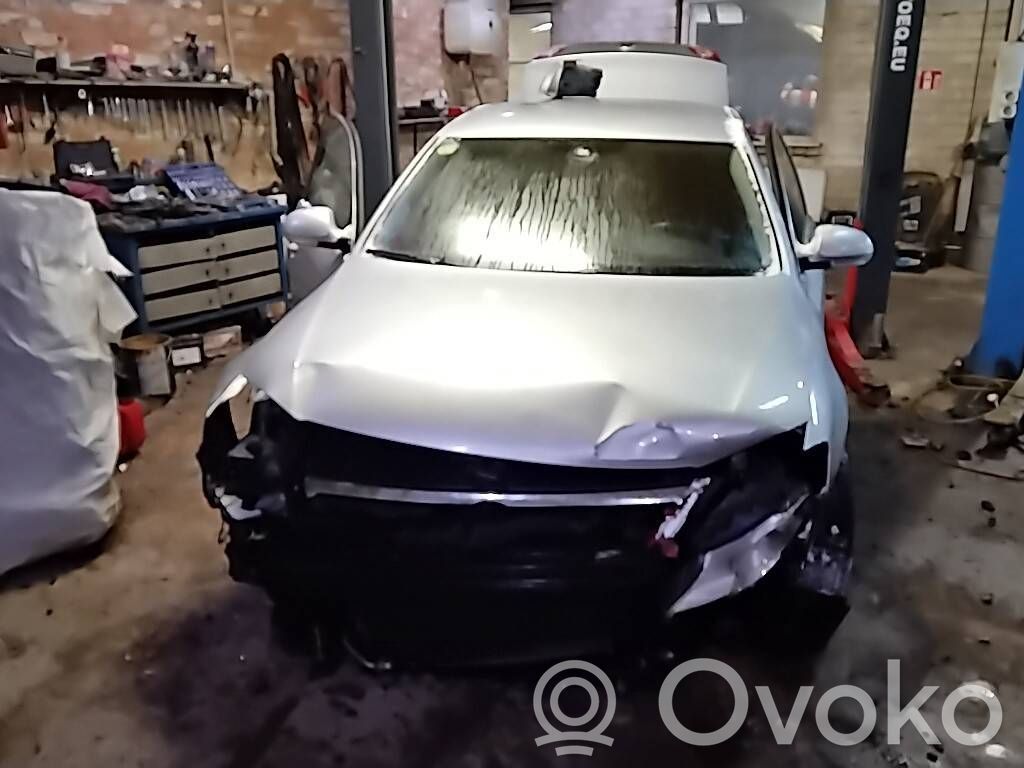 PASSAT B6 Passat  4E0827505C