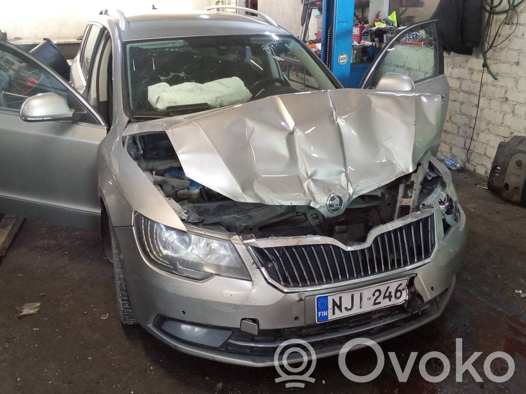 Superb B6 (3T) Superb  PPY