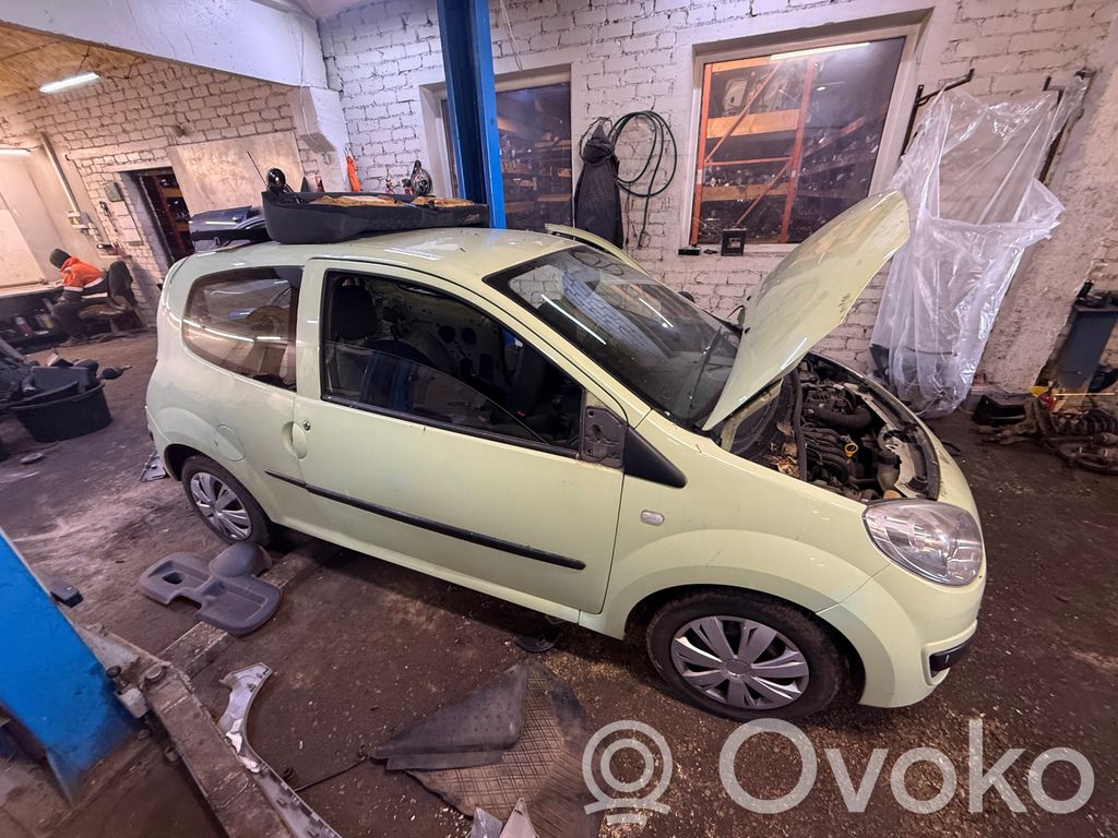 Twingo II Twingo  6820000115