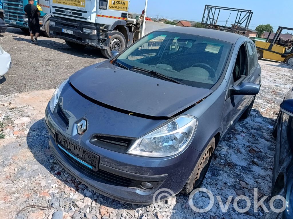 Clio III Clio  8200344077A