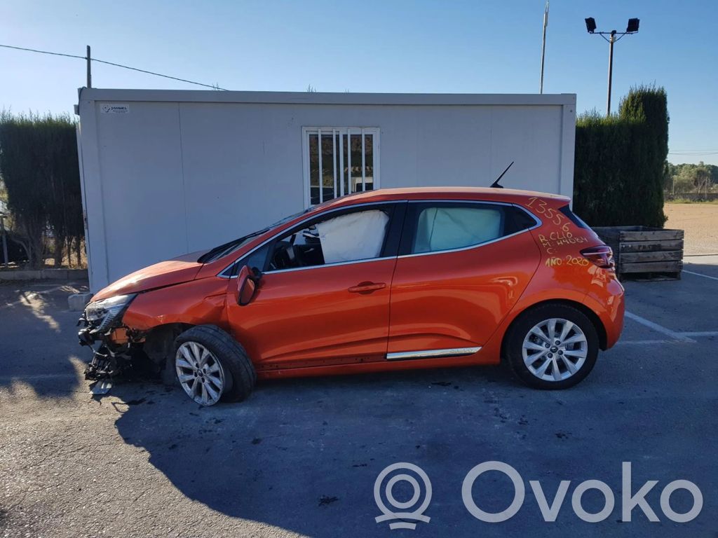Clio V Clio  827209773R