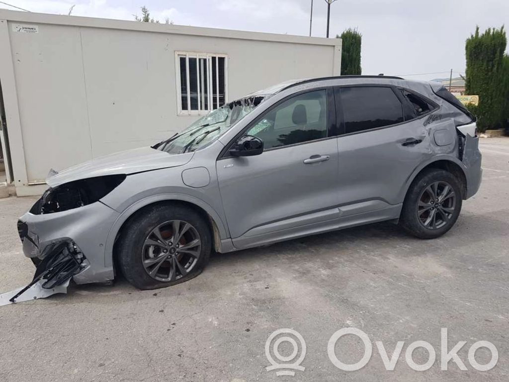 Kuga I Kuga  LX6C2D335MS