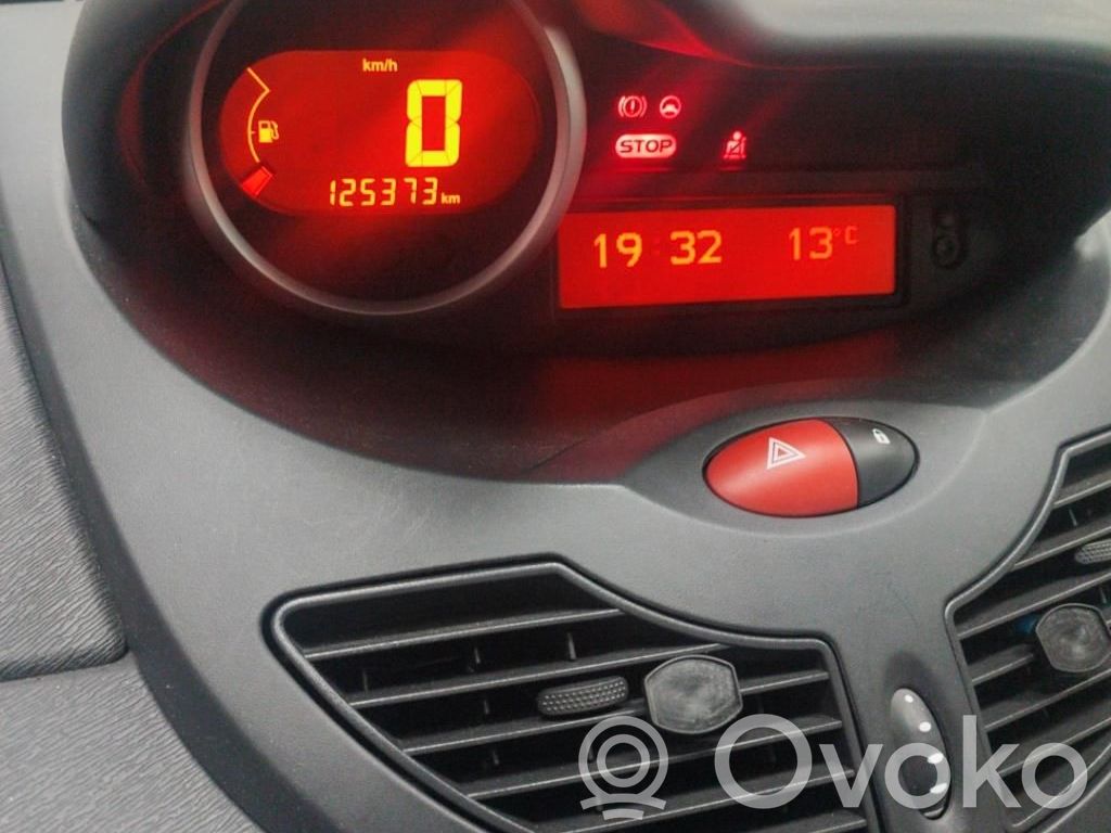 Twingo II Twingo  8200518978