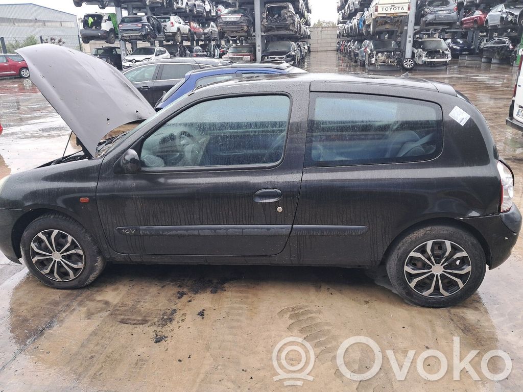 Clio II Clio  7701051770