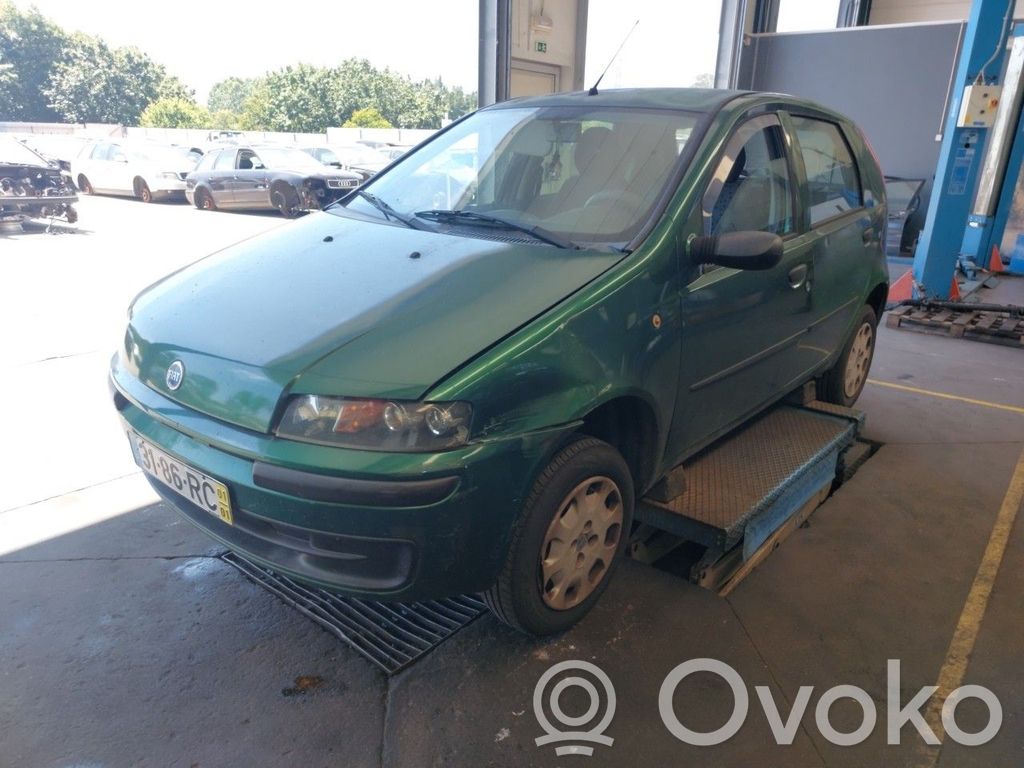 Punto (188) Punto