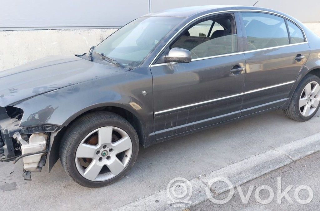 Superb B5 (3U) Superb