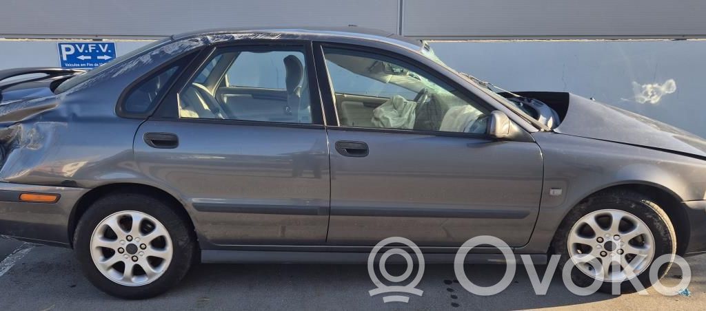 S40, V40 S40, V40