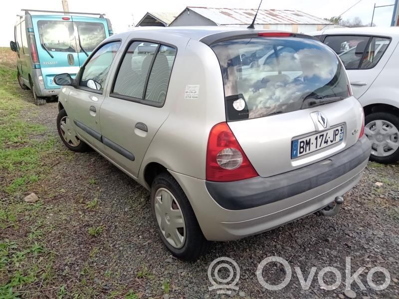 Clio II Clio  8200369521
