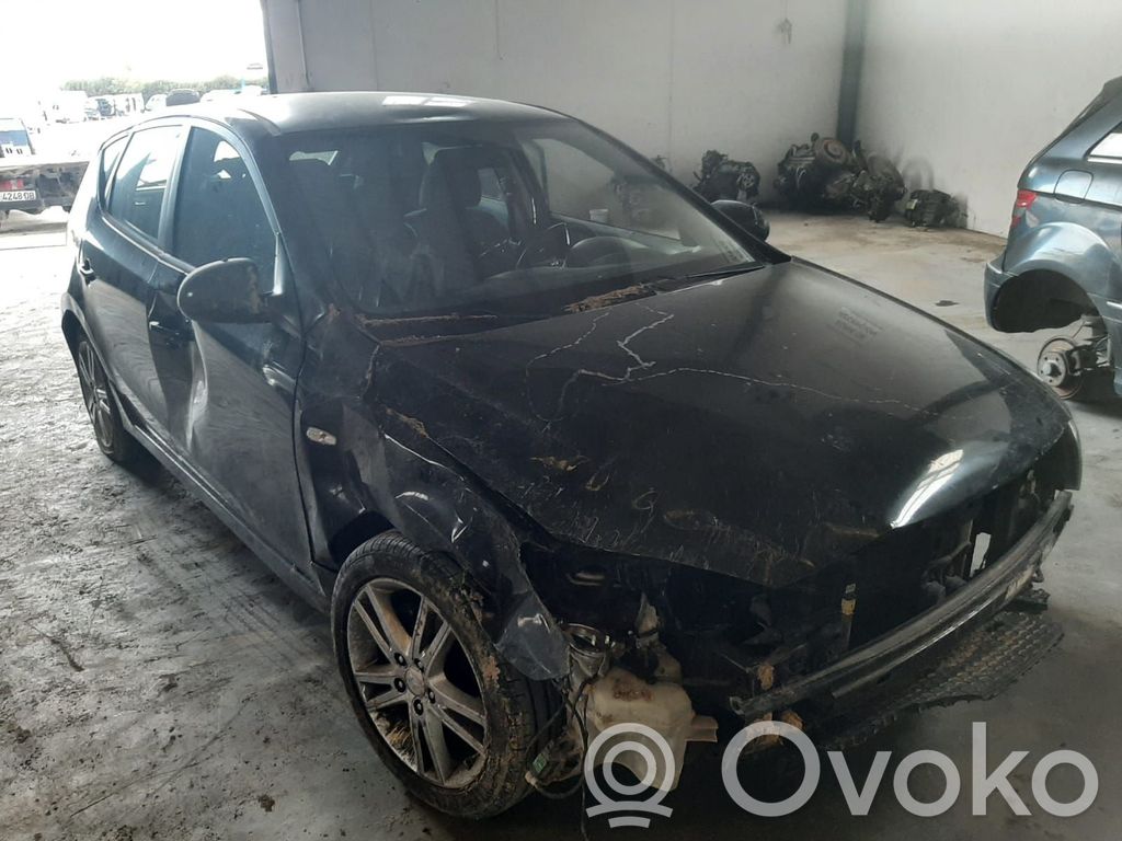 i30 i30  D4FB