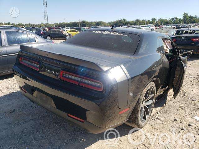 Challenger Challenger  05035102AA
