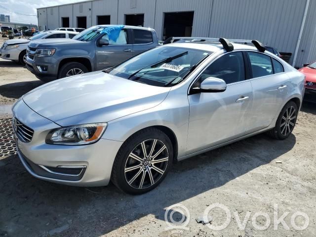S60 S60  30680474