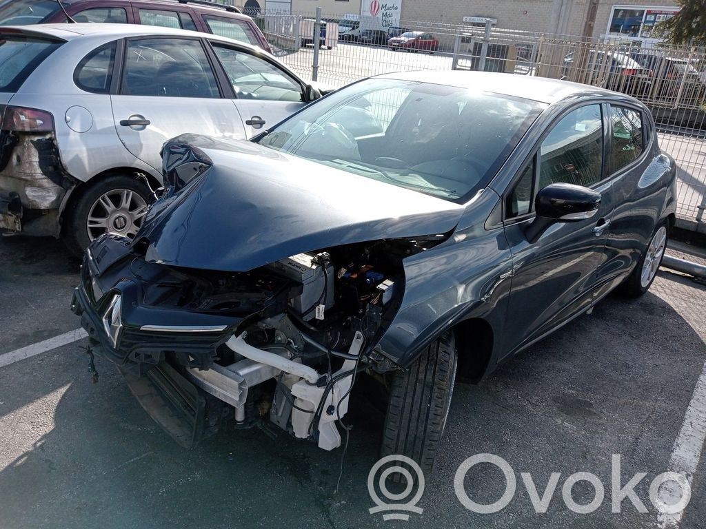 Clio IV Clio  233000557R