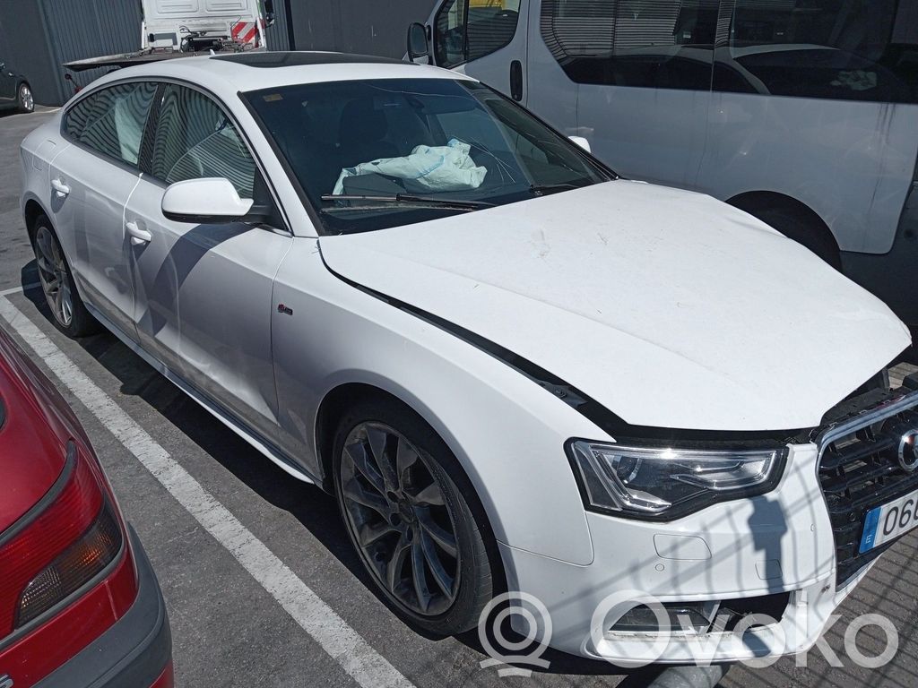 A5 Sportback 8TA A5, S5  8K0941531AR