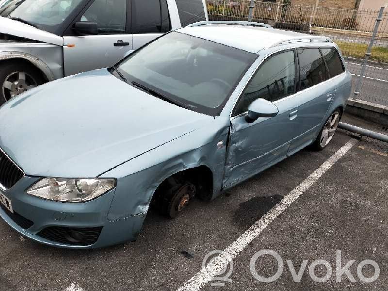Exeo (3R) Exeo  3R0941531A