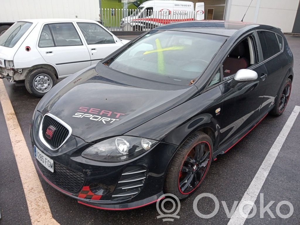 Leon (1M) Leon  10096003593