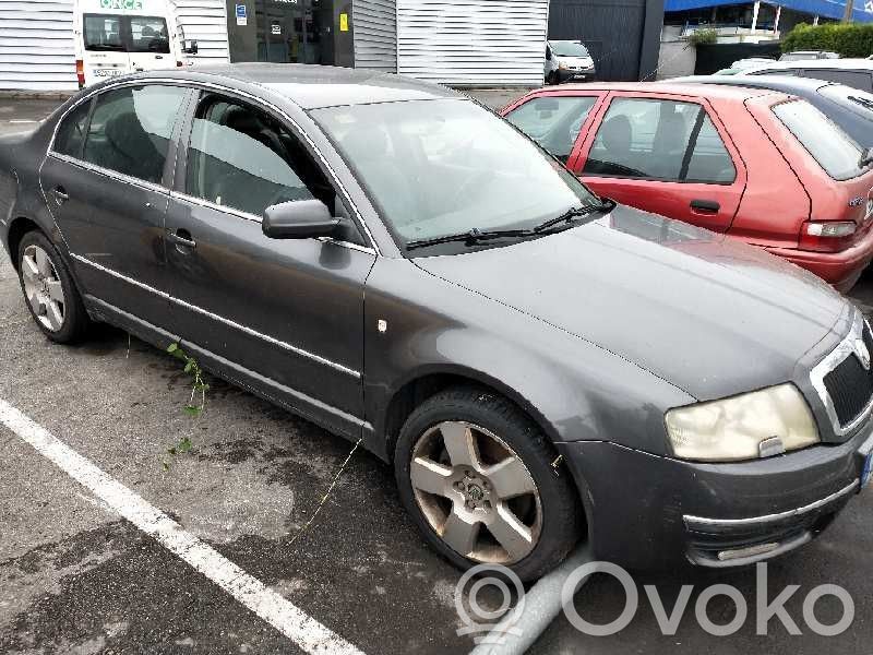 Superb B5 (3U) Superb
