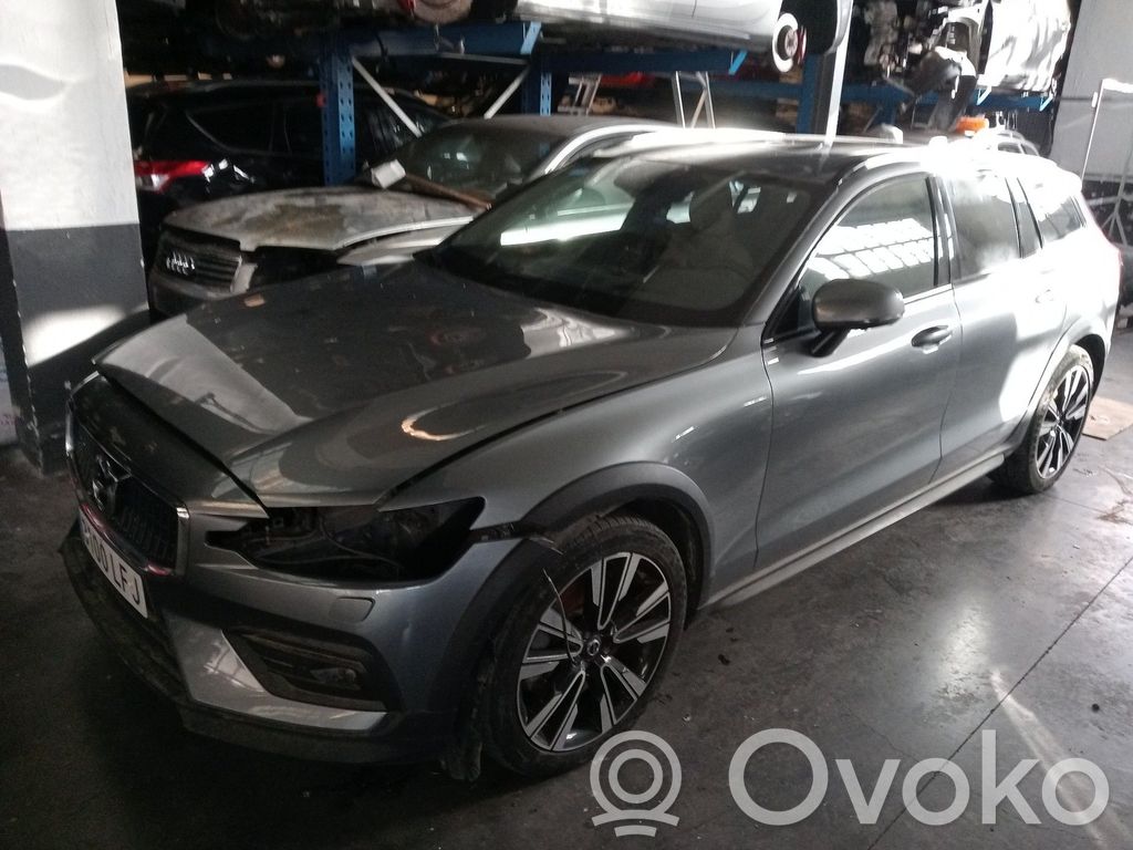 V60 V60, V60 Cross Country