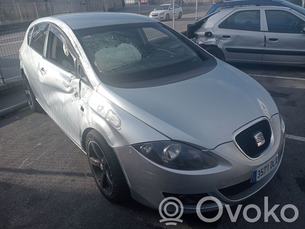 Leon (1M) Leon  10096003553