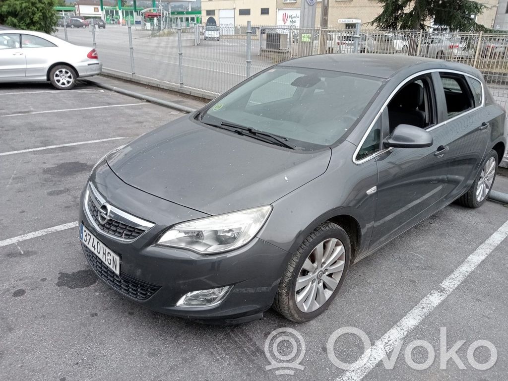 Astra H Astra  B111890323