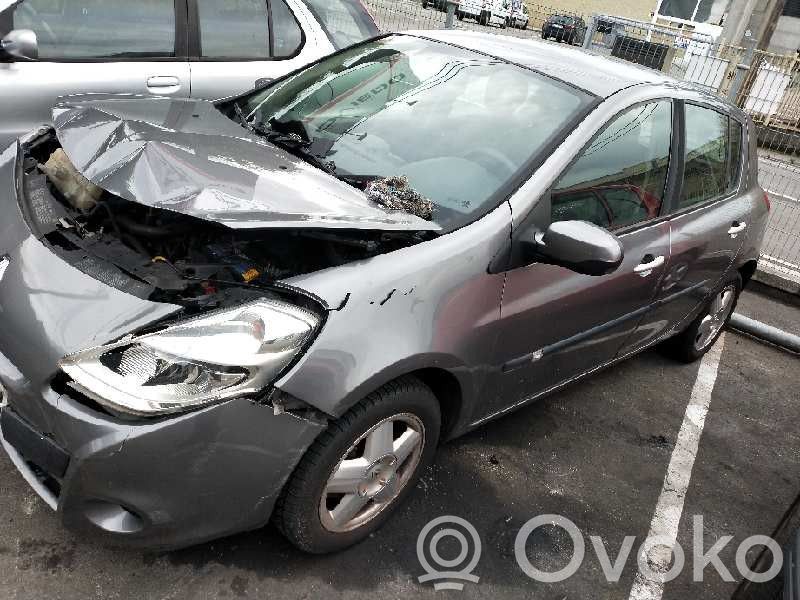 Clio III Clio  0265282077