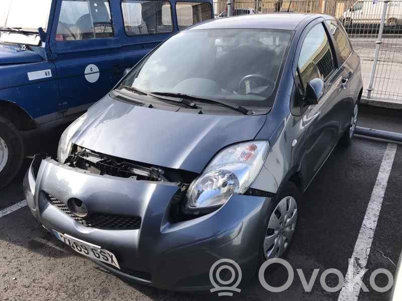 Yaris Yaris  0281015385