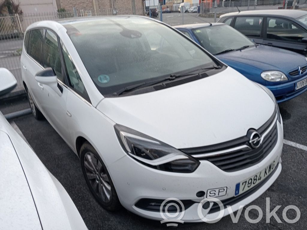 Zafira C Zafira  39047352