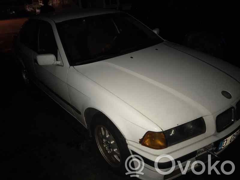 3 E30 Series 3  SS148B4