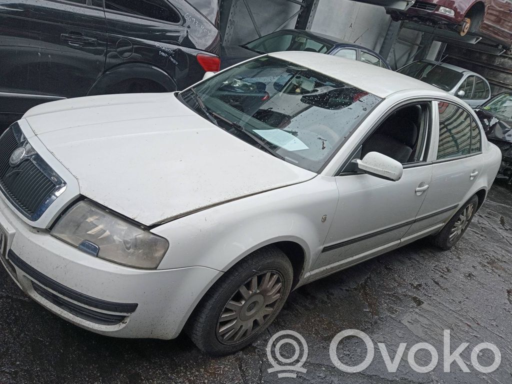 Superb B5 (3U) Superb