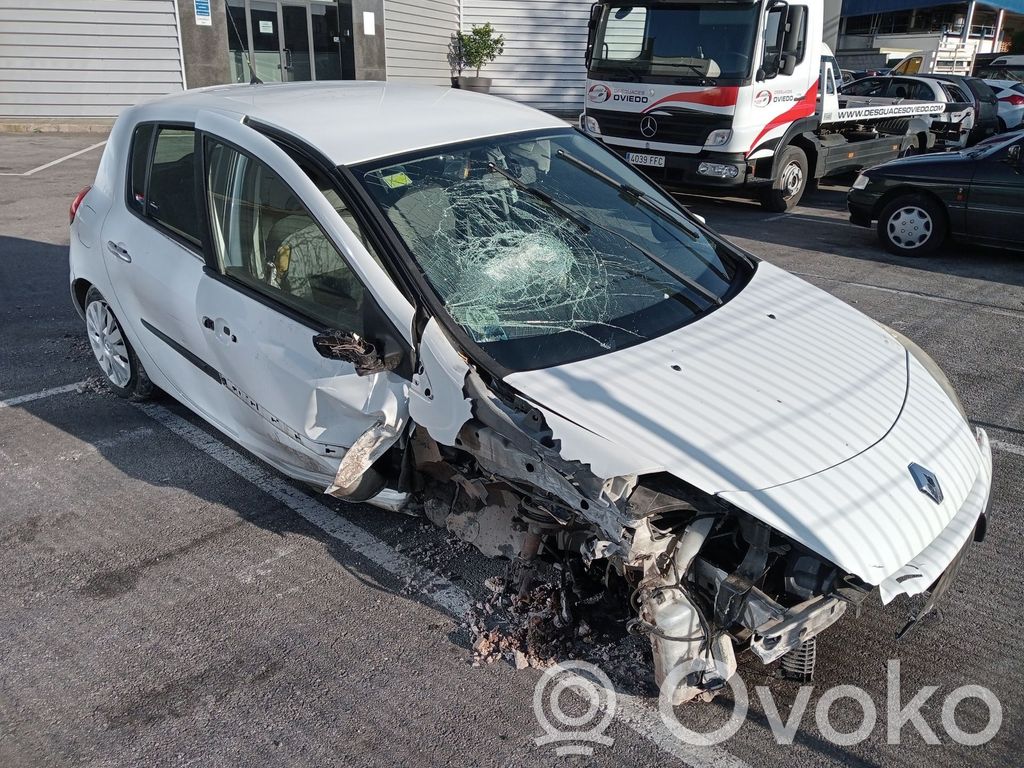 Clio III Clio  K9KT766