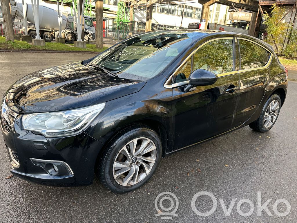 DS4 DS4