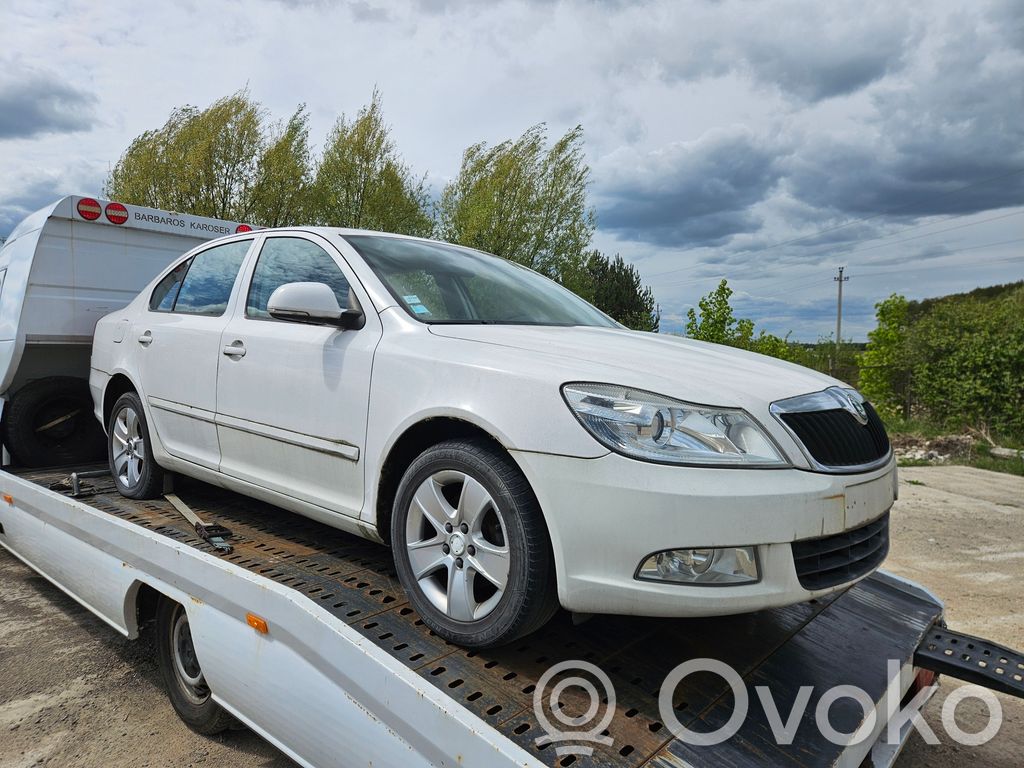 Octavia Mk2 (1Z) Octavia  1Z5807421F